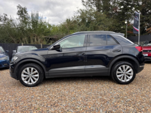 2020 Volkswagen T-Roc 1.5 Tsi Evo Se Euro 6 (s/s) 5dr in Black — image 5