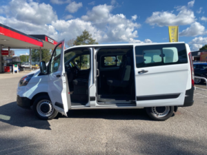 2019 Ford Transit Custom 2.0 320 Ecoblue Crew Van Double Cab 5dr Diesel Manual L1 H1 Euro 6 (6 Seat) (105 Ps) in White — image 3