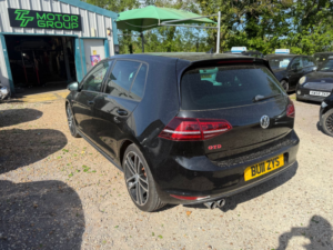 2016 Volkswagen Golf 2.0 Tdi Bluemotion Tech Gtd Hatchback 5dr Diesel Manual Euro 6 (s/s) (184 Ps) in Black — image 4