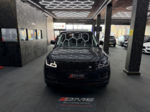 2019 Land Rover Range Rover 3.0 Sd V6 Autobiography in Grey — image 6
