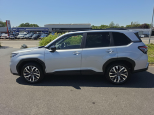 2026 Subaru Forester 2.0 I E-Boxer Touring Lineartronic 4WD Euro 6 (s/s) 5dr in Silver — image 5