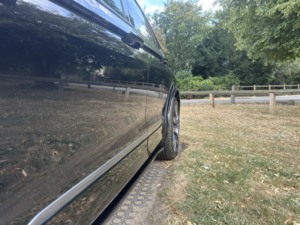2017 Volkswagen Tiguan 2.0 Tsi Bluemotion Tech R-Line in Black — image 6