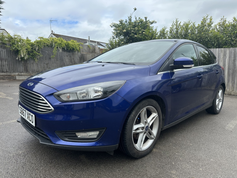 2017 Ford Focus 1.0 T Ecoboost Zetec Edition in Blue — image 1