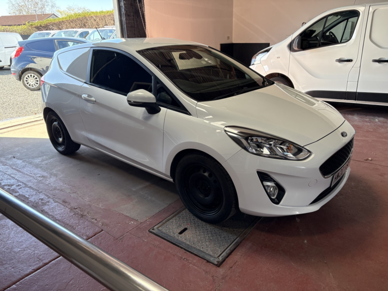 2020 Ford Fiesta Van 1.5 Tdci in White — image 1