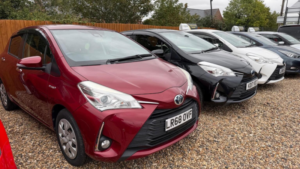 2019 Toyota Vitz in Red — image 4