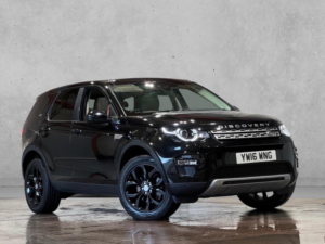 2016 Land Rover Discovery Sport 2.0 Td4 Hse 4WD Euro 6 (s/s) 5dr in Black — image 5