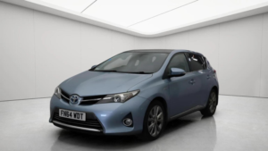 2014 Toyota Auris 1.8 Vvt-H Excel CVT Euro 5 (s/s) 5dr in Blue — image 2