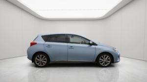 2014 Toyota Auris 1.8 Vvt-H Excel CVT Euro 5 (s/s) 5dr in Blue — image 3
