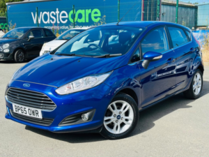 2015 Ford Fiesta 1.0 T Ecoboost Zetec in Blue — image 3