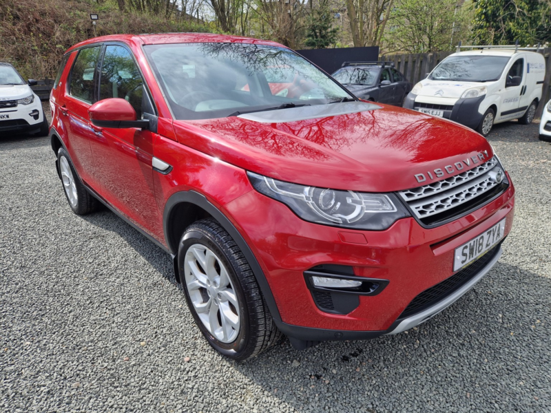 2018 Land Rover Discovery Sport 2.0 Td4 Hse in Red — image 1