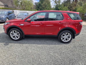 2018 Land Rover Discovery Sport 2.0 Td4 Hse in Red — image 4