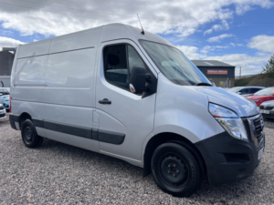 2024 Nissan Interstar 2.3 Dci 35 Acenta in Silver — image 6