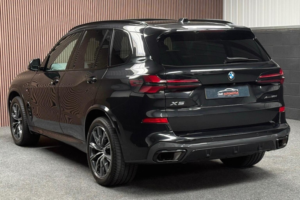 2024 BMW X5 3.0 30d Mht M Sport Steptronic Xdrive Euro 6 (s/s) 5dr in Black — image 3