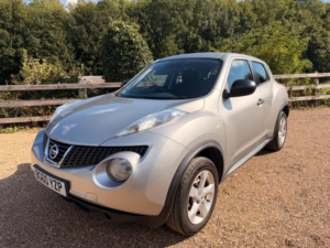 2010 Nissan Juke 1.6 Visia Euro 5 5dr in Silver — image 4