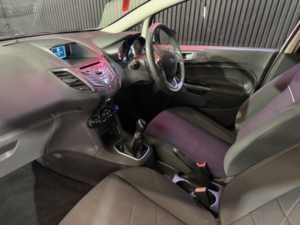 2014 Ford Fiesta 1.3 Style in White — image 4