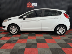 2014 Ford Fiesta 1.3 Style in White — image 6
