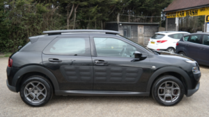 2017 Citroen C4 Cactus 1.2 Puretech Feel in Black — image 2