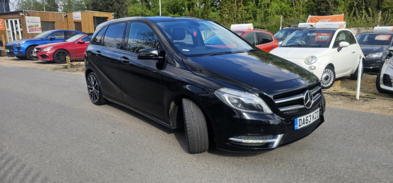 2013 Mercedes-Benz B Class 1.8 B180 Cdi Blueefficiency Sport in Black — image 1