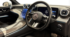 2023 Mercedes-Benz Glc 2.0 Glc300e 31.2kwh Amg Line (premium) SUV 5dr Petrol Plug-In Hybrid G-Tronic+ 4matic Euro 6 (s/s) (313 Ps) in Silver — image 4