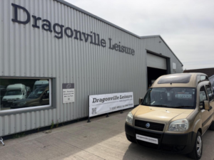 2008 Fiat Doblo Danbury Camper Van 1.4 Petrol in Gold — image 3