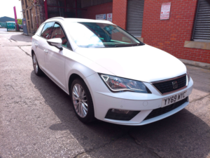 2020 SEAT Leon 2.0 Tdi Se Dynamic in White — image 2