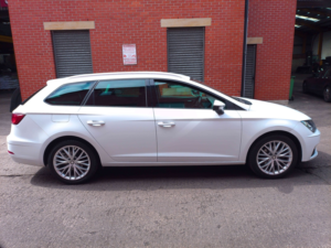 2020 SEAT Leon 2.0 Tdi Se Dynamic in White — image 3