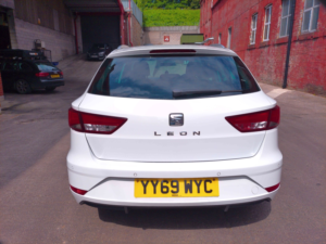 2020 SEAT Leon 2.0 Tdi Se Dynamic in White — image 5