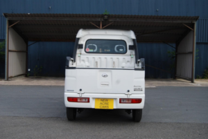 2010 Daihatsu Hijet Cargo 4d Deck Van in White — image 5
