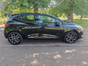 2019 Renault Clio 0.9 Tce Play Euro 6 (s/s) 5dr in Black — image 3