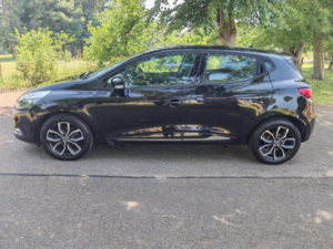 2019 Renault Clio 0.9 Tce Play Euro 6 (s/s) 5dr in Black — image 6