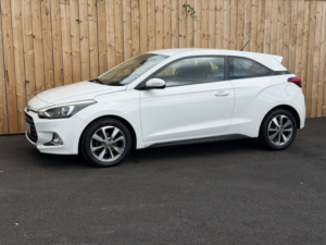 2015 Hyundai I20 1.2 Se in White — image 5