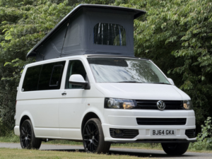 2014 Volkswagen Transporter 2.0 Tdi Bluemotion Tech T30 Startline in White — image 2