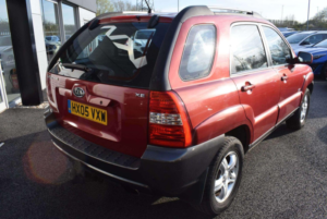 2005 Kia Sportage 2.0 Crdi Xe in Red — image 2