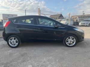 2014 Ford Fiesta 1.25 Zetec Euro 5 5dr in Black — image 6