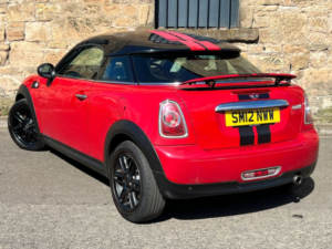 2012 MINI Coupe 1.6 Cooper Coupe 2dr Petrol Manual Euro 5 (s/s) (122 Ps) in Red — image 2