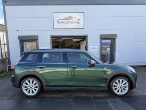 2016 MINI Clubman 2.0 Clubman Cooper D in Green — image 2