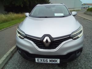 2016 Renault Kadjar Dynamique Nav 1.5 Dci 110 in Silver — image 3