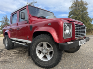2013 Land Rover Defender 110 2.2 Tdci Xs in Red — image 2