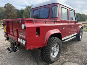 2013 Land Rover Defender 110 2.2 Tdci Xs in Red — image 6