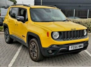 2015 Jeep Renegade 2.0 Multijetii Trailhawk SUV 5dr Diesel Auto 4WD Euro 6 (s/s) (170 Ps) in Yellow — image 4