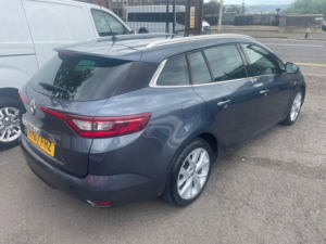 2017 Renault Megane 1.5 Dci Dynamique S Nav Sport Tourer 5dr Diesel Manual Euro 6 (s/s) (110 Ps) in Grey — image 4