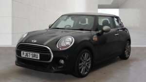 2017 MINI Hatch 1.5 Cooper Seven Euro 6 (s/s) 3dr in Black — image 4
