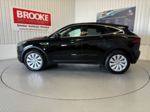 2020 Jaguar E-Pace 2.0 P300 Gpf Se Auto AWD Euro 6 (s/s) 5dr in Black — image 6