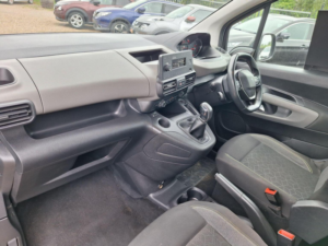 2020 Peugeot Rifter 1.5 Bluehdi Active Long MPV Euro 6 (s/s) 5dr in Grey — image 3