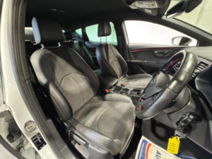 2020 SEAT Leon 1.5 Tsi Evo Fr Black Edition DSG Euro 6 (s/s) 5dr in White — image 3