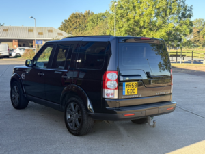 2009 Land Rover Discovery 4 3.0 Td V6 Xs in Black — image 4