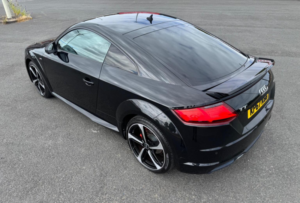 2017 Audi Tt 2.0 Tdi Ultra Black Edition Euro 6 (s/s) 3dr in Black — image 2