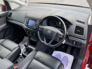 2016 SEAT Alhambra 2.0 Tdi Ecomotive Se Lux in Red — image 5