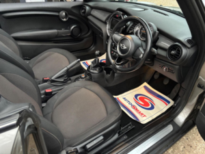 2016 MINI Convertible 1.5 Cooper Euro 6 (s/s) 2dr in Silver — image 6