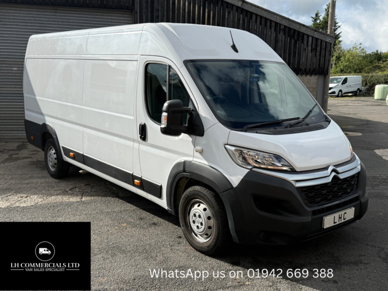 2022 Citroen Relay 2.2 Bluehdi 35 Enterprise in White — image 1